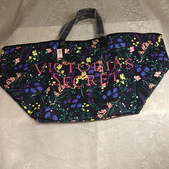 Victoria's Secret Handbags - Victoria Secret Floral Canvas Weekend Bag Tote